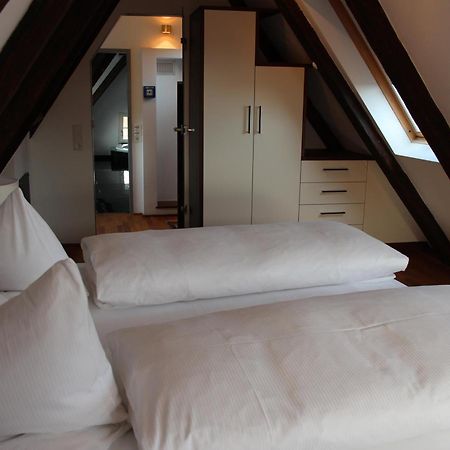 Hotel Schmales Haus Ulm Bagian luar foto