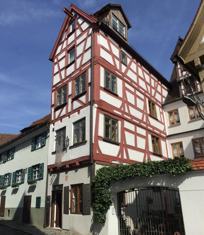 Hotel Schmales Haus Ulm Bagian luar foto