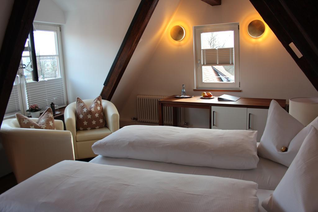 Hotel Schmales Haus Ulm Ruang foto