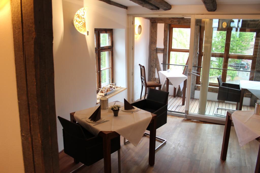 Hotel Schmales Haus Ulm Bagian luar foto