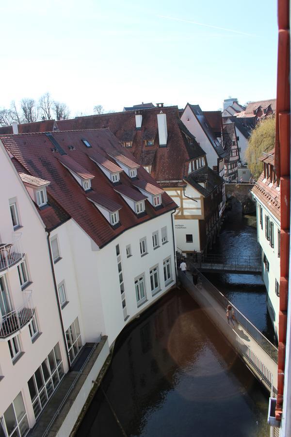 Hotel Schmales Haus Ulm Bagian luar foto